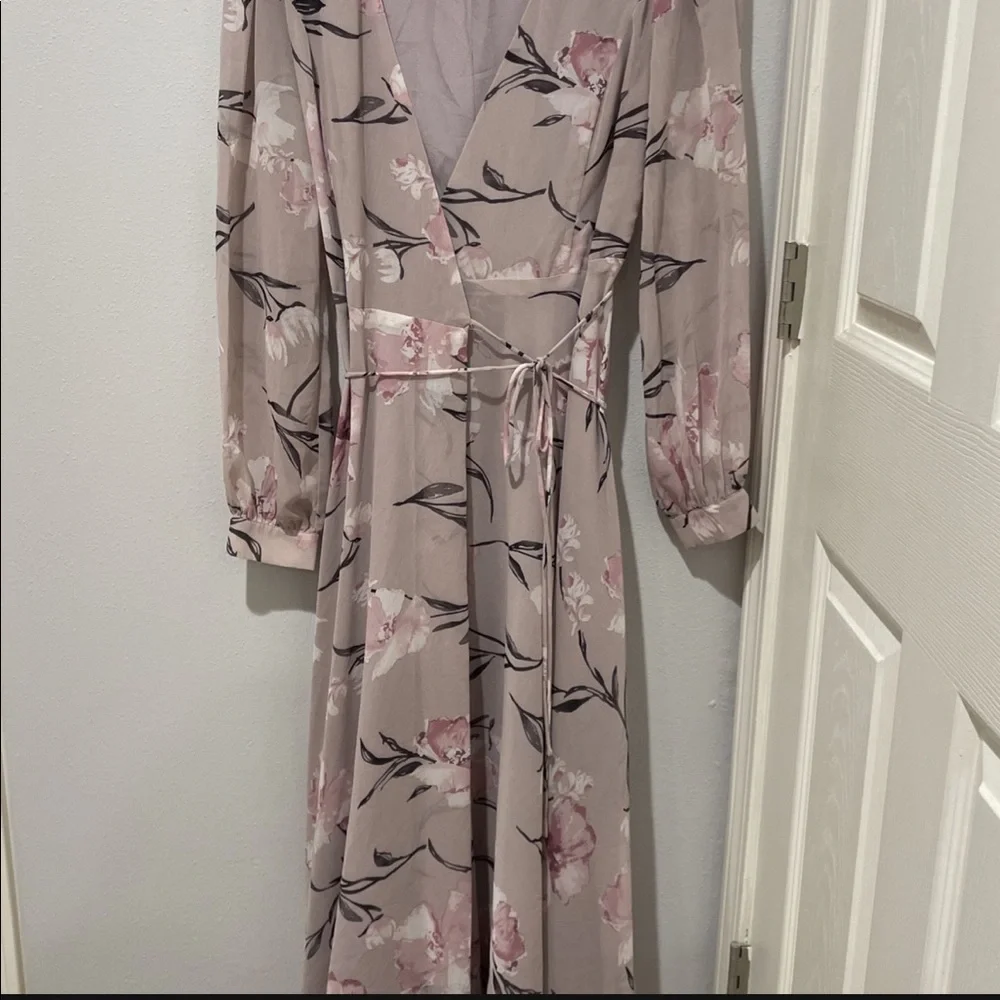 Lulu’s maxi dress - Picture 3 of 3